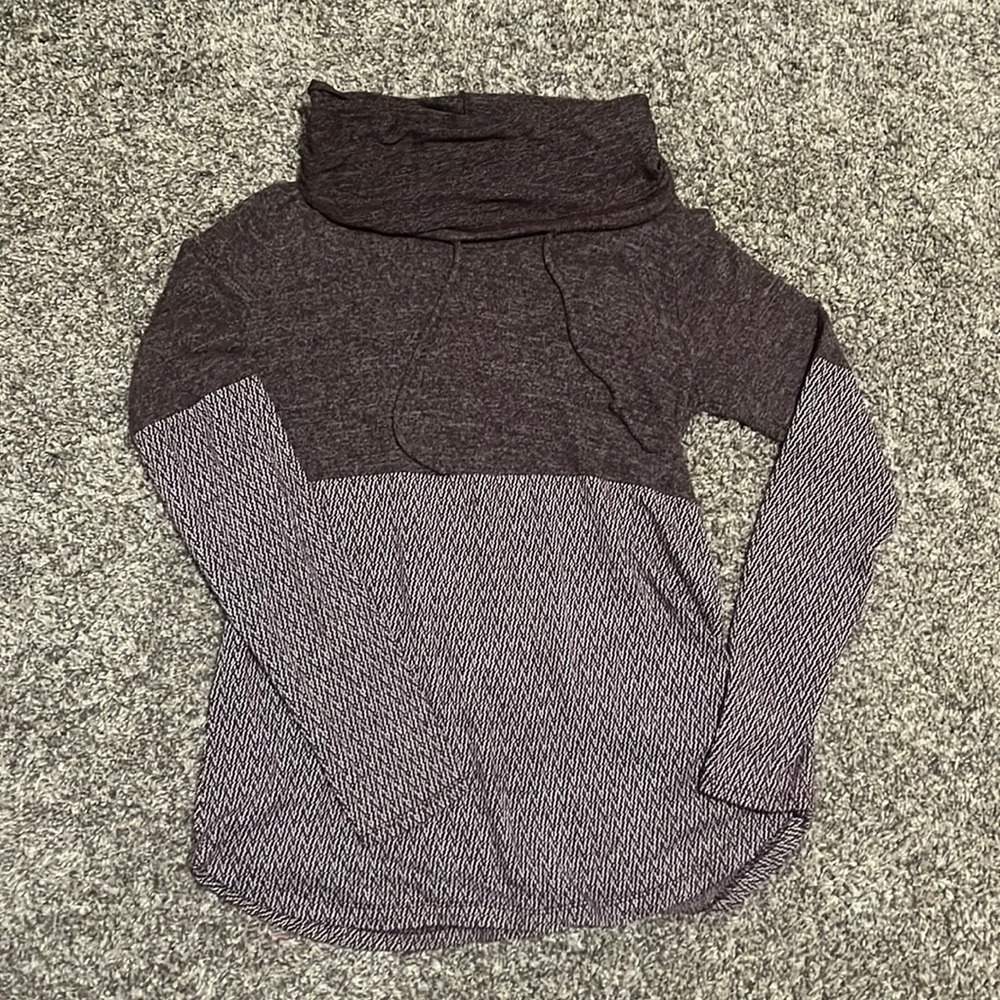 Stitch Fix Hoodie Shirt